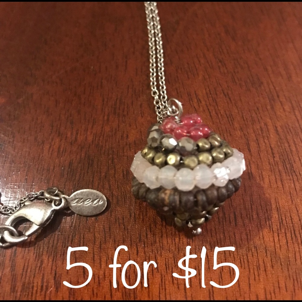 ✋🏼 5 for $15 🤚🏼 American Eagle necklace